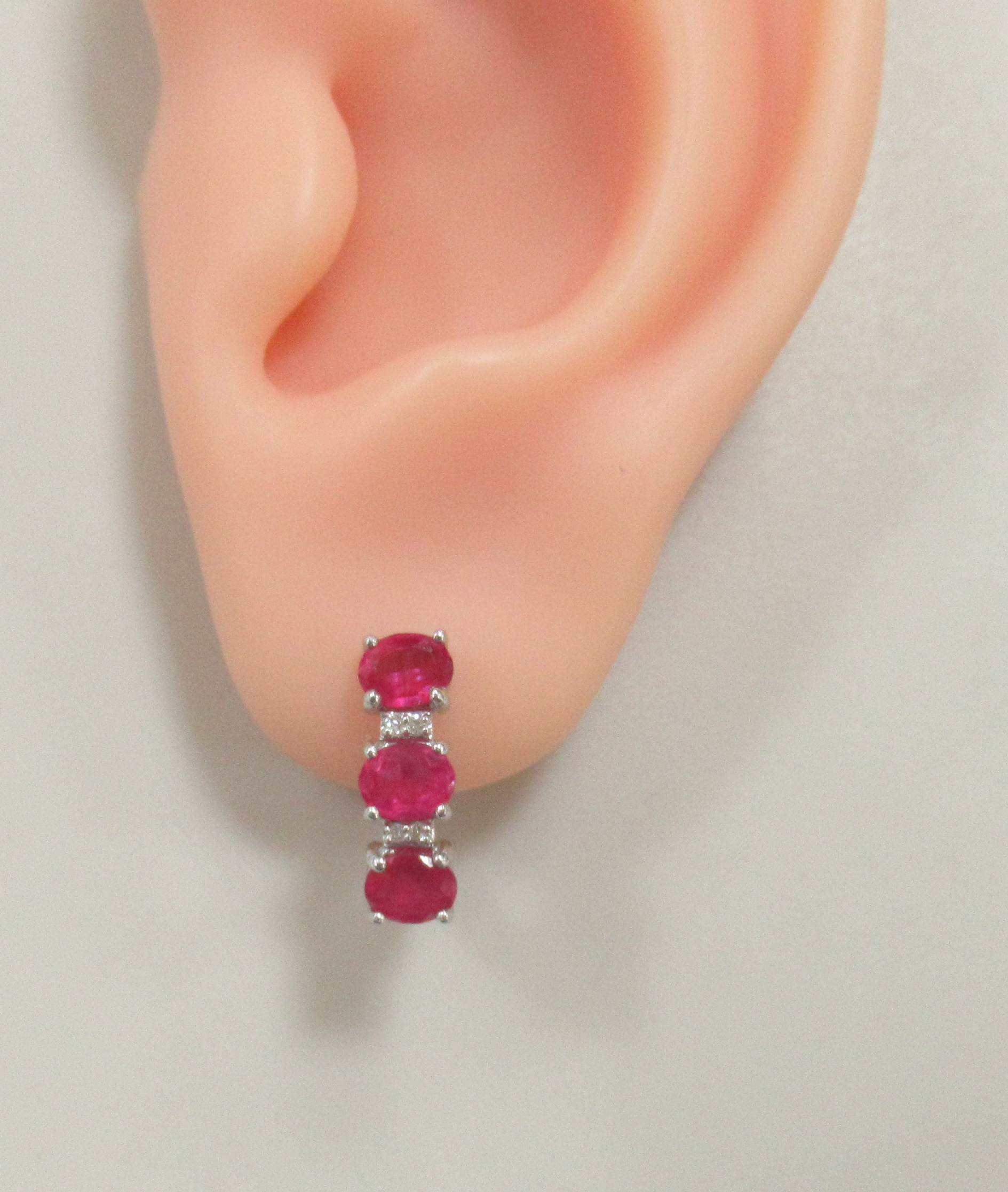 Серебряные серьги с рубинами